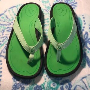 EUC Olu Kai women’s flip flops size 7